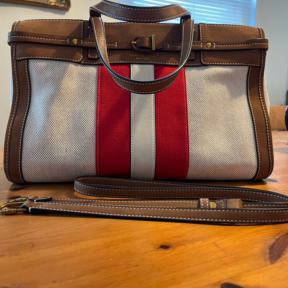 Flash sale today only❤️Tory Burch Bag❤️ flash sale